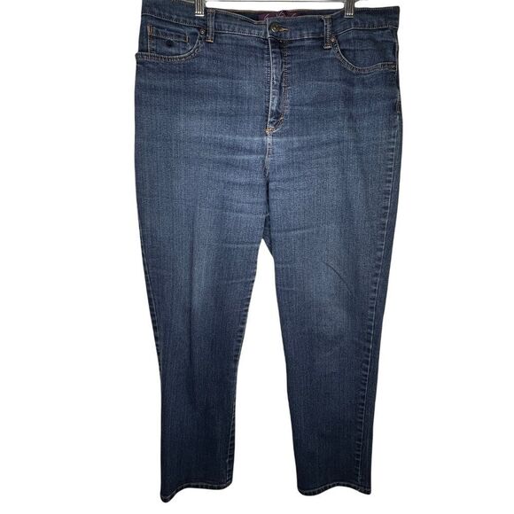 Gloria Vanderbilt Missy Amanda Jeans - Picture 1 of 8